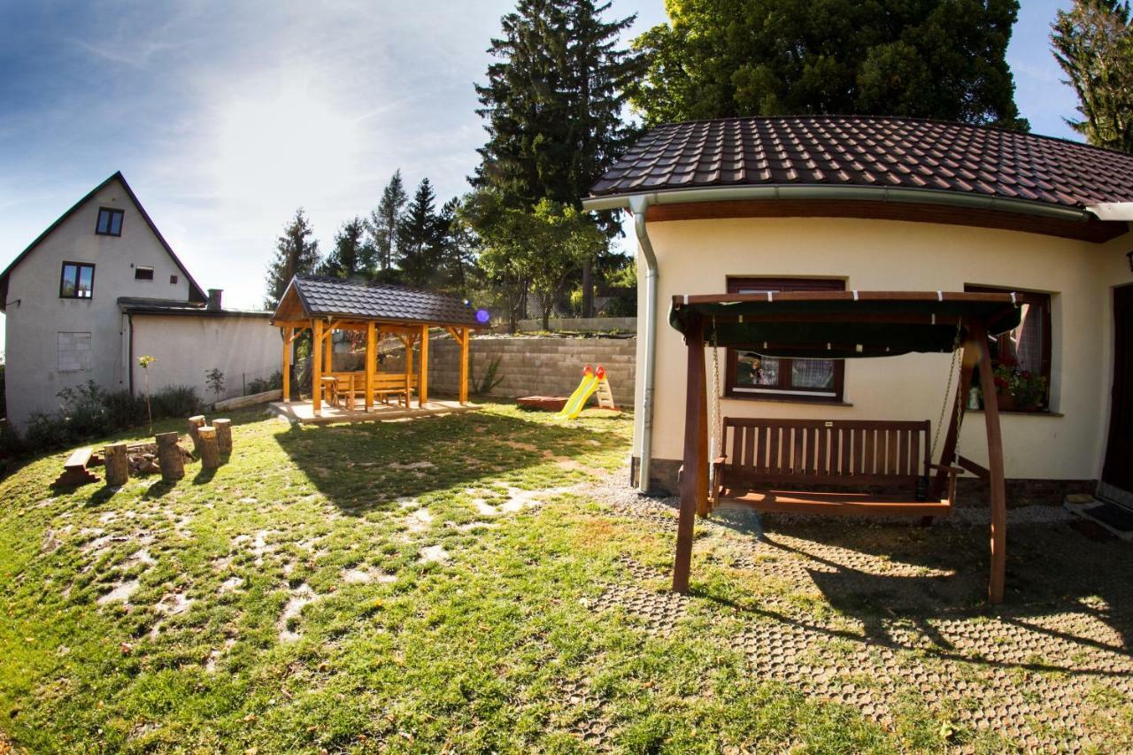 Гостьовий будинок Burg Nad Banskou Stiavnicou Штявницьке Банє Екстер'єр фото